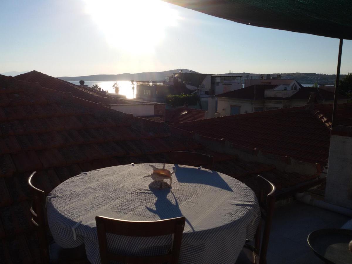 Bonjour Pension Айвалык Экстерьер фото